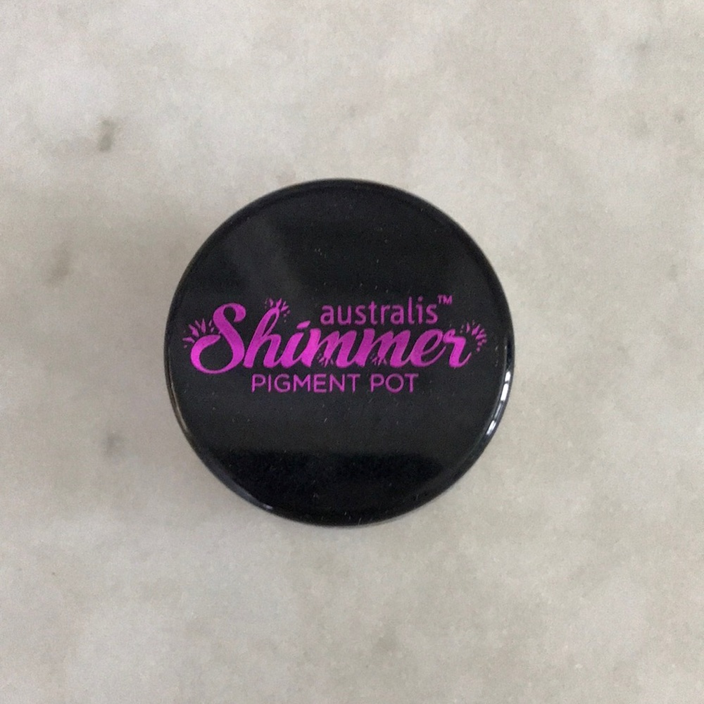 Eyeshadow pigment